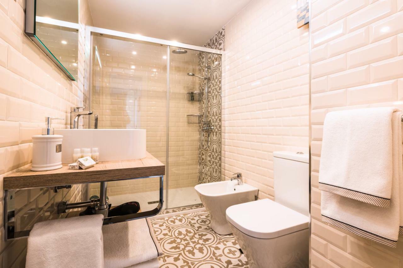 Centre With Parking Appartement *